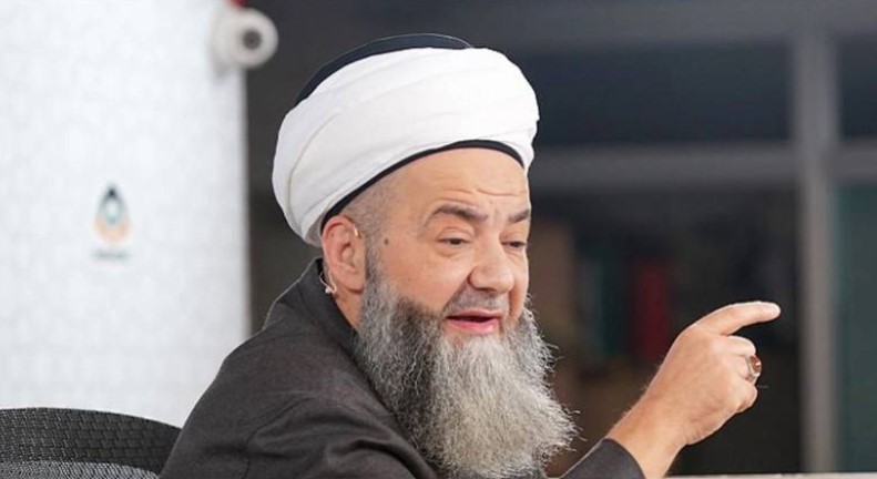 Cübbeli Ahmet Hoca 6 yaşında kızını evlendiren Yusuf Ziya Gümüşel’i ko
