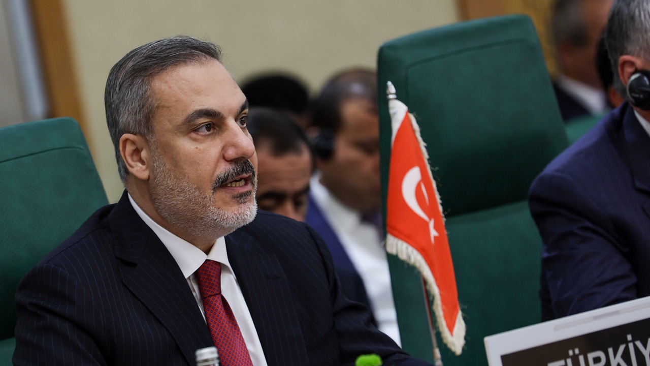 Hakan Fidan'dan Arap zirvesinde Netanyahu açıklaması
