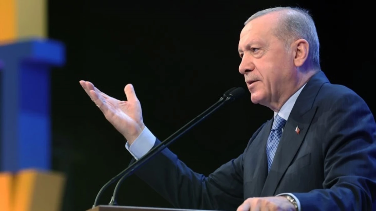 AK Parti'ye katılan belediye başkanları ve milletvekilleri