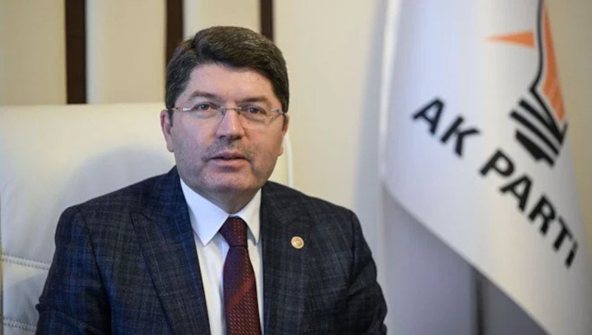 Yılmaz Tunç 'Sosyal medya şirketleri kanunlara uymak zorunda' dedi! Be