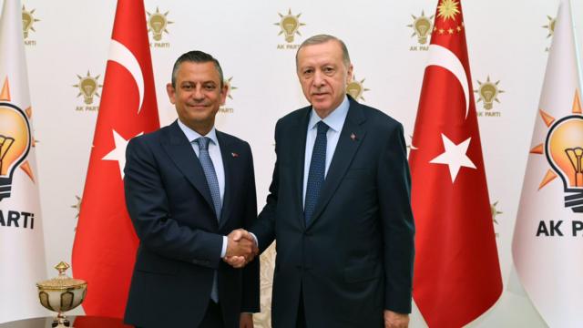 Özgür Özel: Erdoğan istemez miydi emekliye zam yapsın