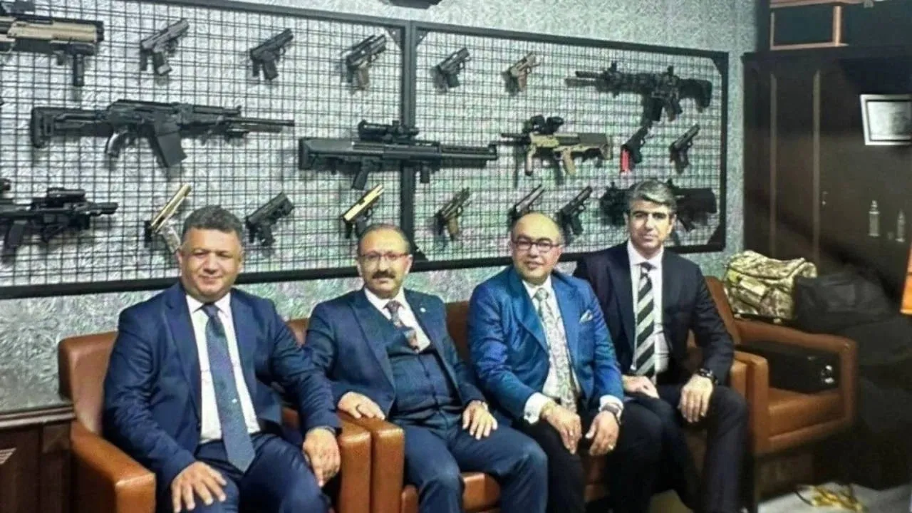 Odasına 'cephanelik' dizen hakim Oktay Tabur görevden alındı!