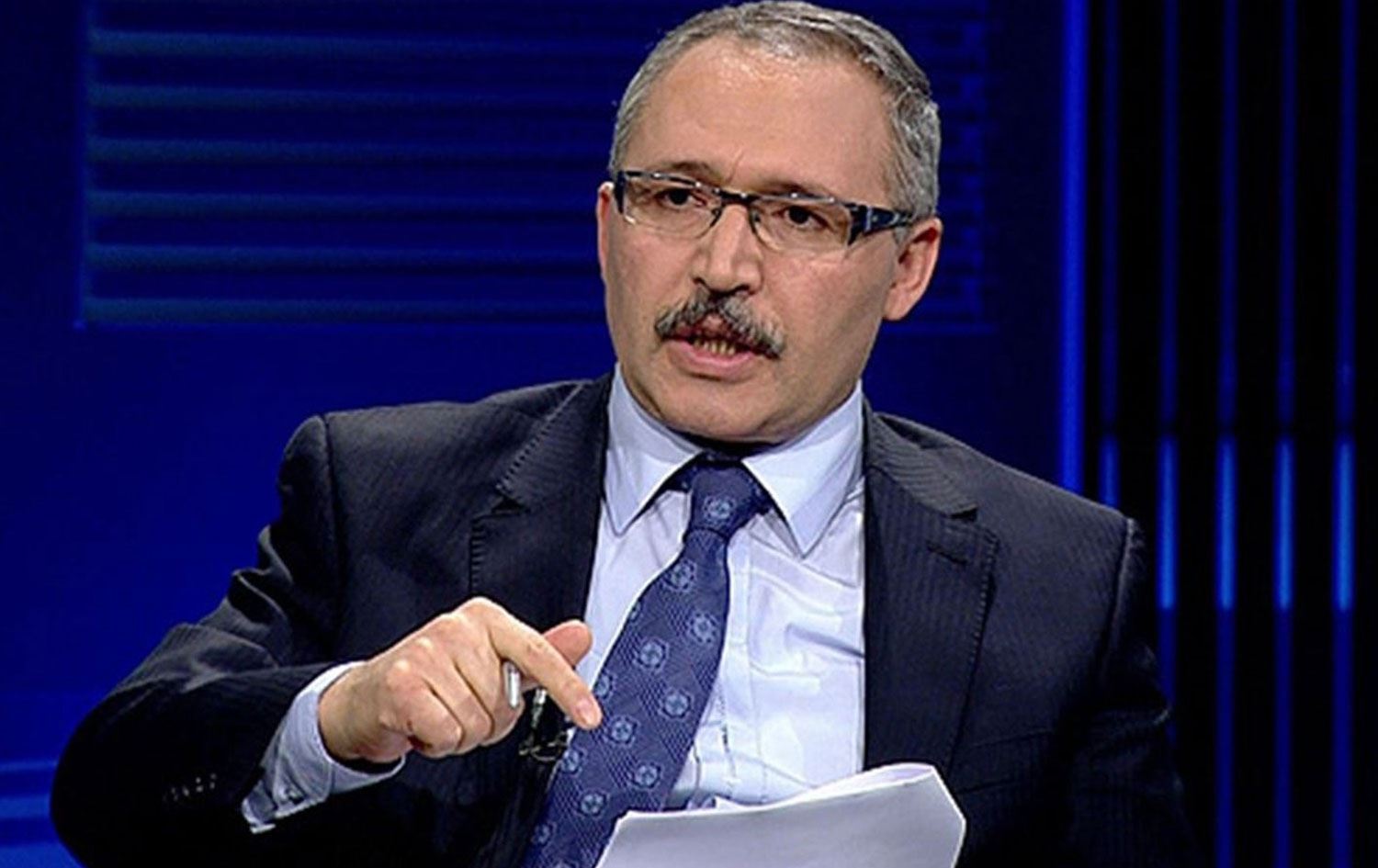 Selvi'den Kılıçdaroğlu'na eleştiri Özel'e övgü