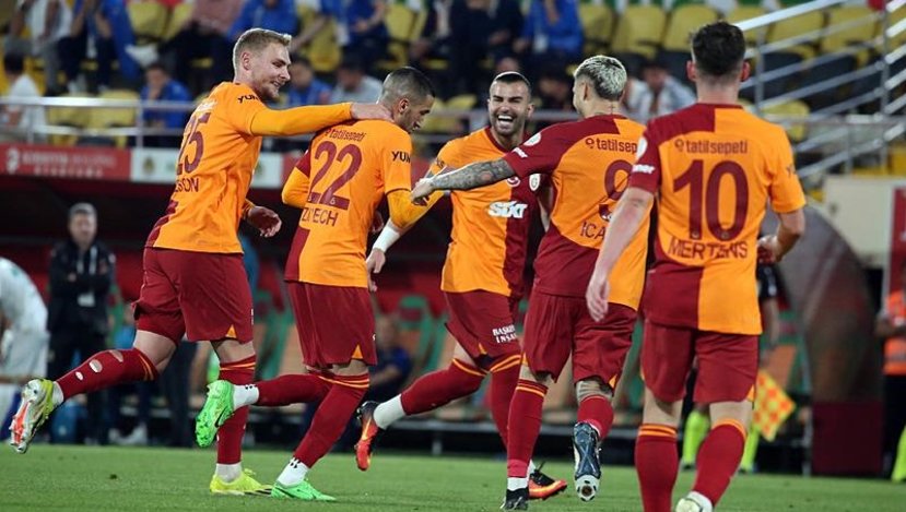 Galatasaray Alanyaspor karşısında 4-0 galip oldu