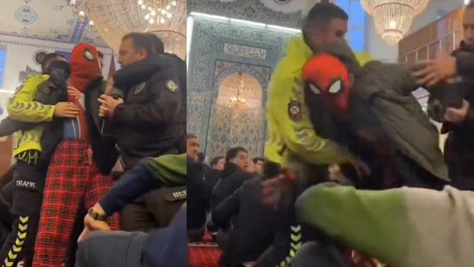 Bayram namazına Örümcek Adam kostümüyle katılınca ortalık karıştı