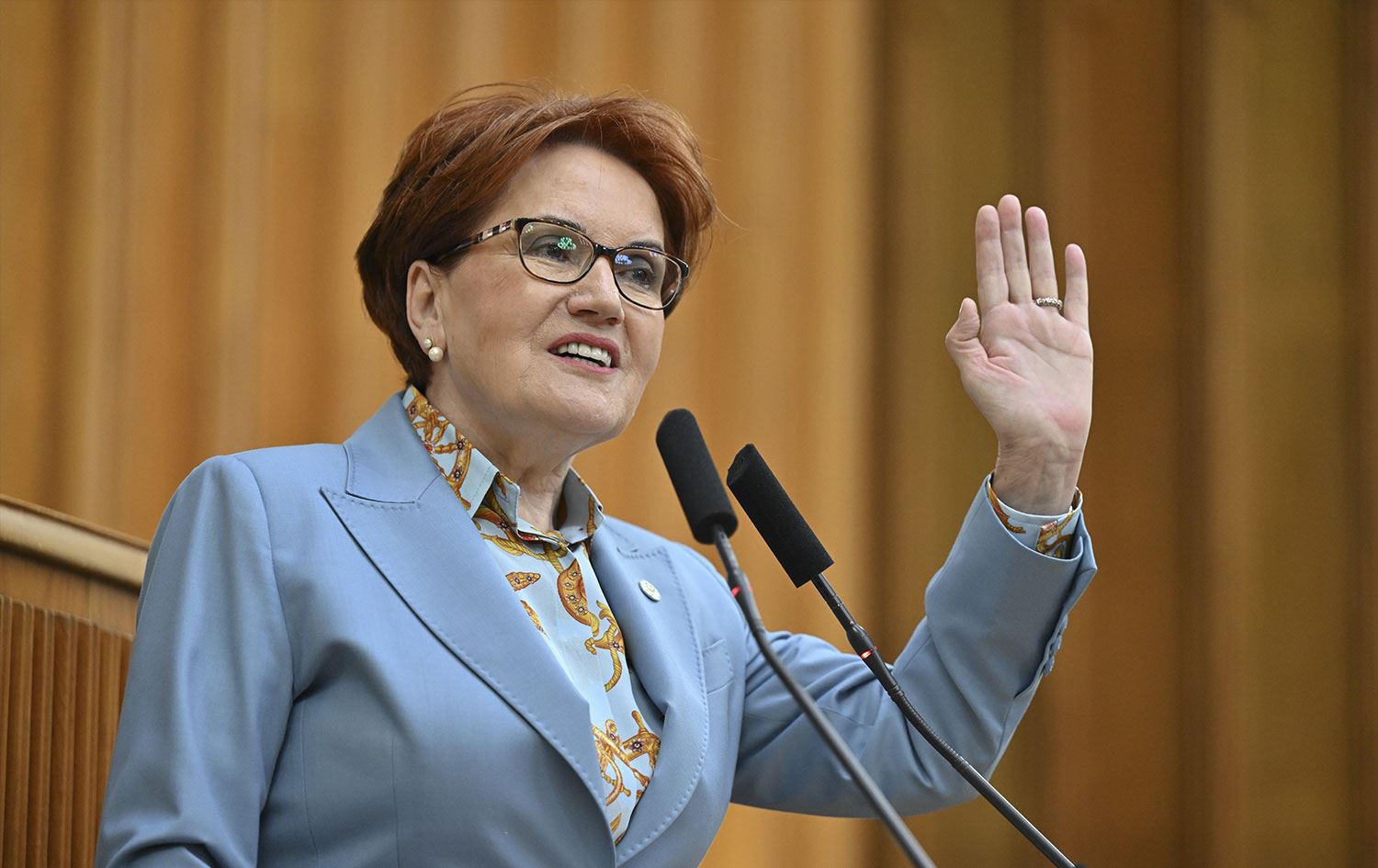 Meral Akşener'den Özgür Özel'e; Türk siyasetinde bu şekilde bir cıvıklık, bir ayıp asla olmamıştır