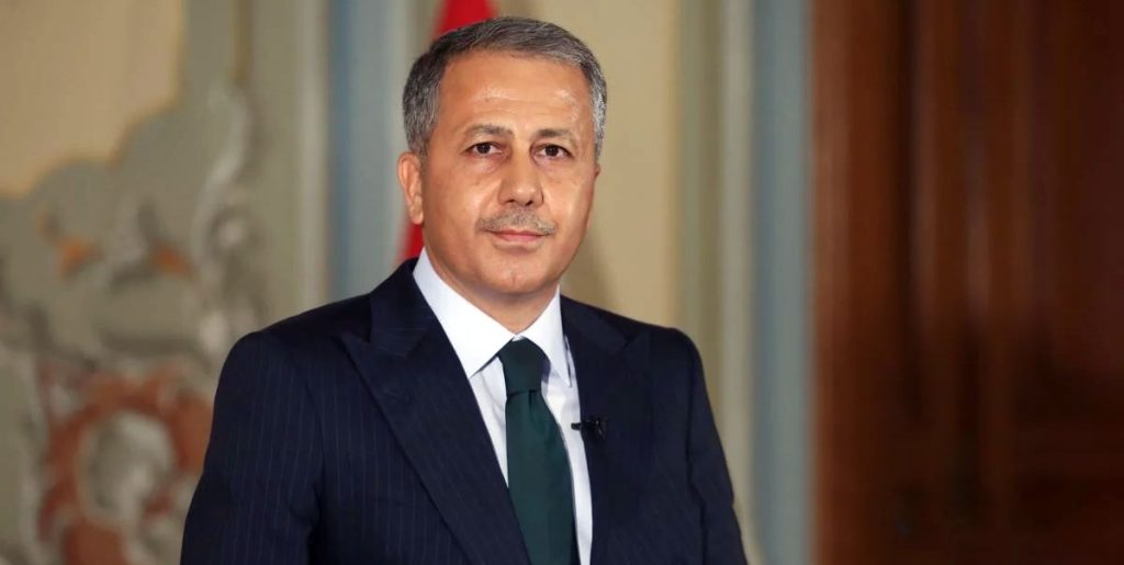 Ali Yerlikaya açıkladı: Olaylı maç sonrası 12 gözaltı