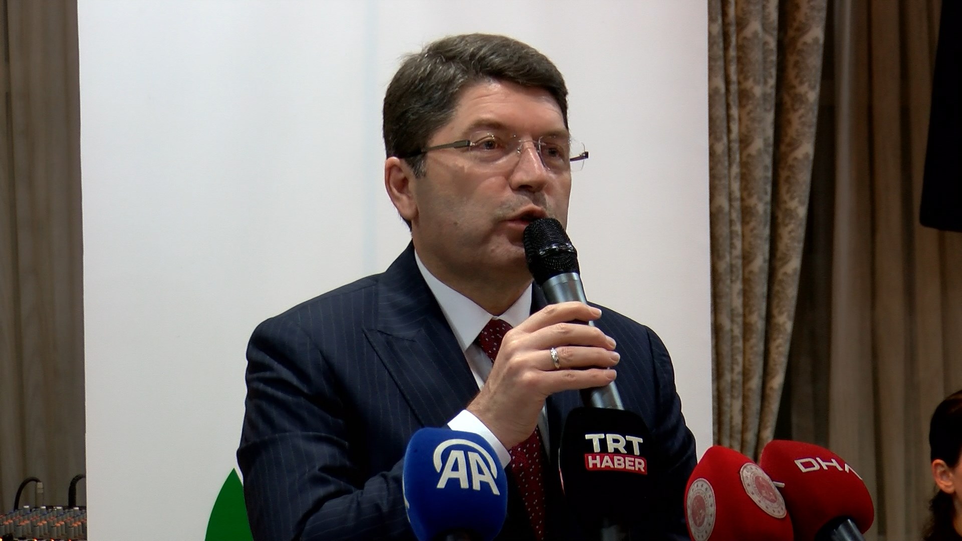 Adalet Bakanı Tunç'tan yeni anayasa açıklaması: Hedefimiz sivil, demokrat bir anayasa