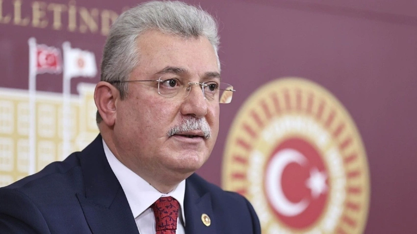 AK Partili Akbaşoğlu'dan Muratoğlu'na TOGG tepkisi!