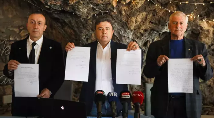 İYİ Parti deprem devam ediyor! 6 kişi daha istifa etti