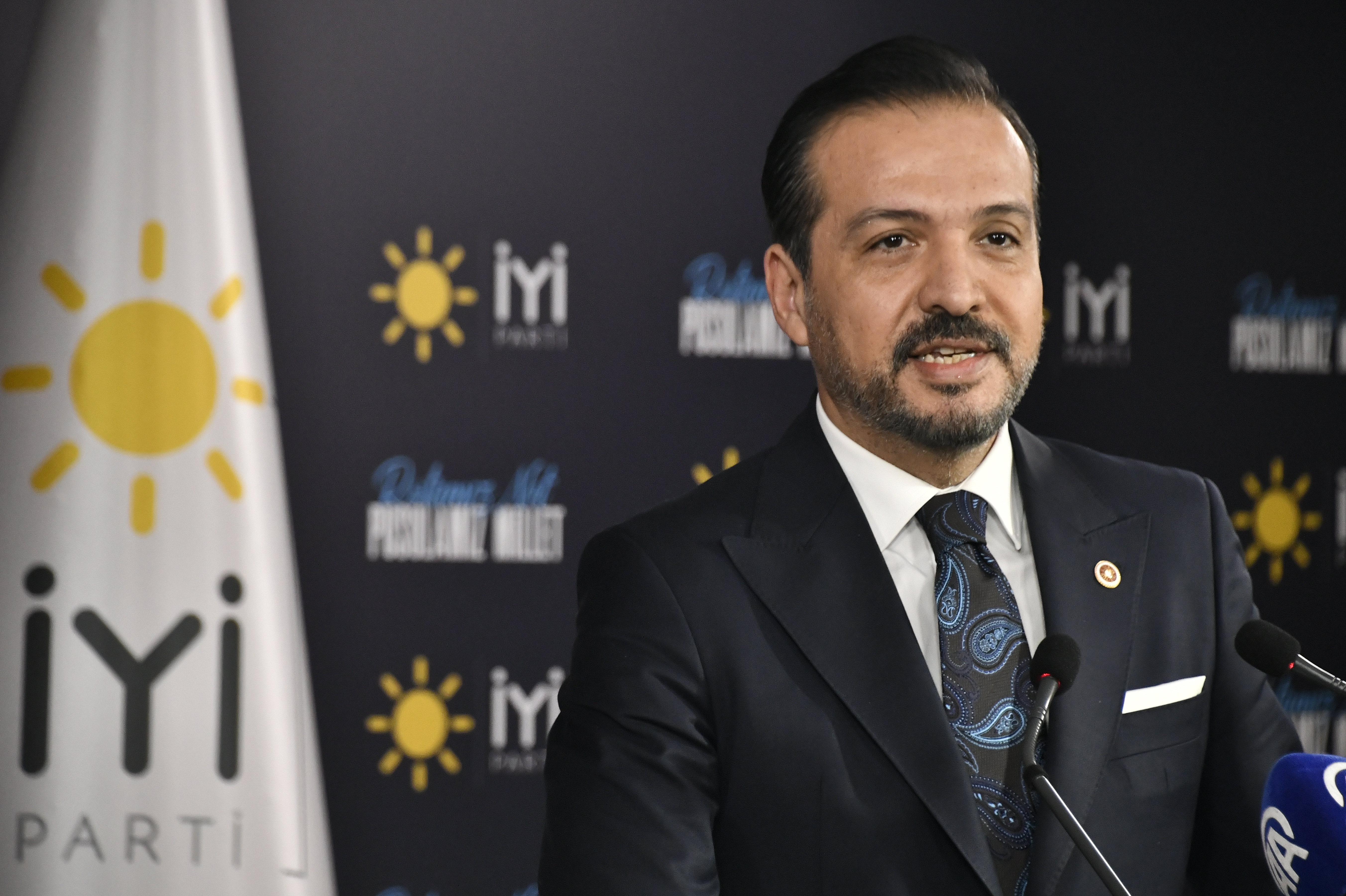 İYİ Parti Sözcüsü Kürşad Zorlu: 50+1 sisteminin taşınması imkânsızdır