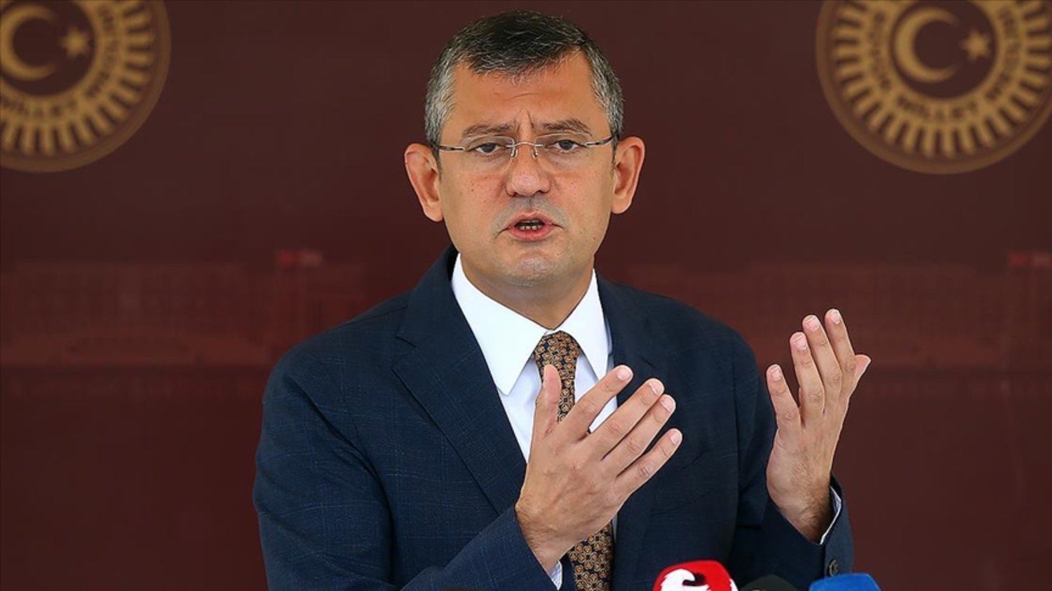 Özgür Özel'den Tanju Özcan açıklaması