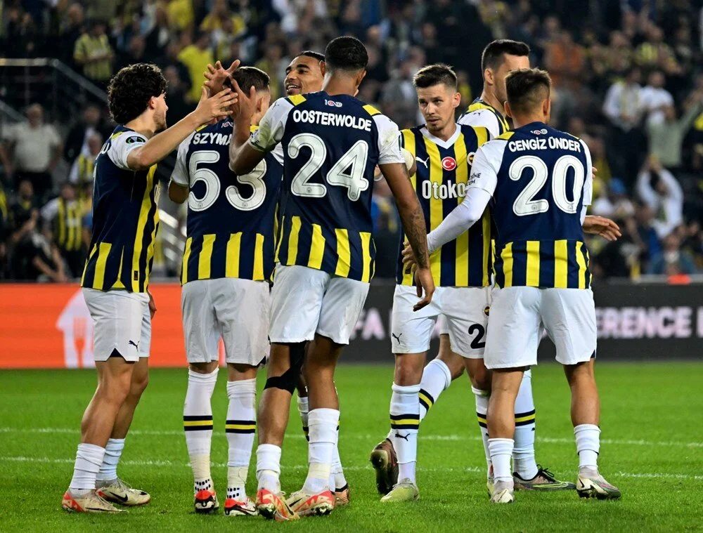 Fenerbahçe'nin Adana Demirspor maçı kadrosu açıklandı