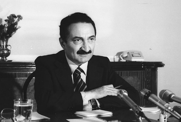 Ekrem İmamoğlu'ndan Bülent Ecevit mesajı