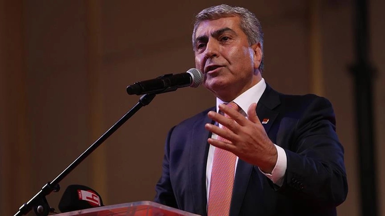 Cemal Canpolat, CHP İstanbul İl Başkanlığı'na aday olduğunu duyurdu!