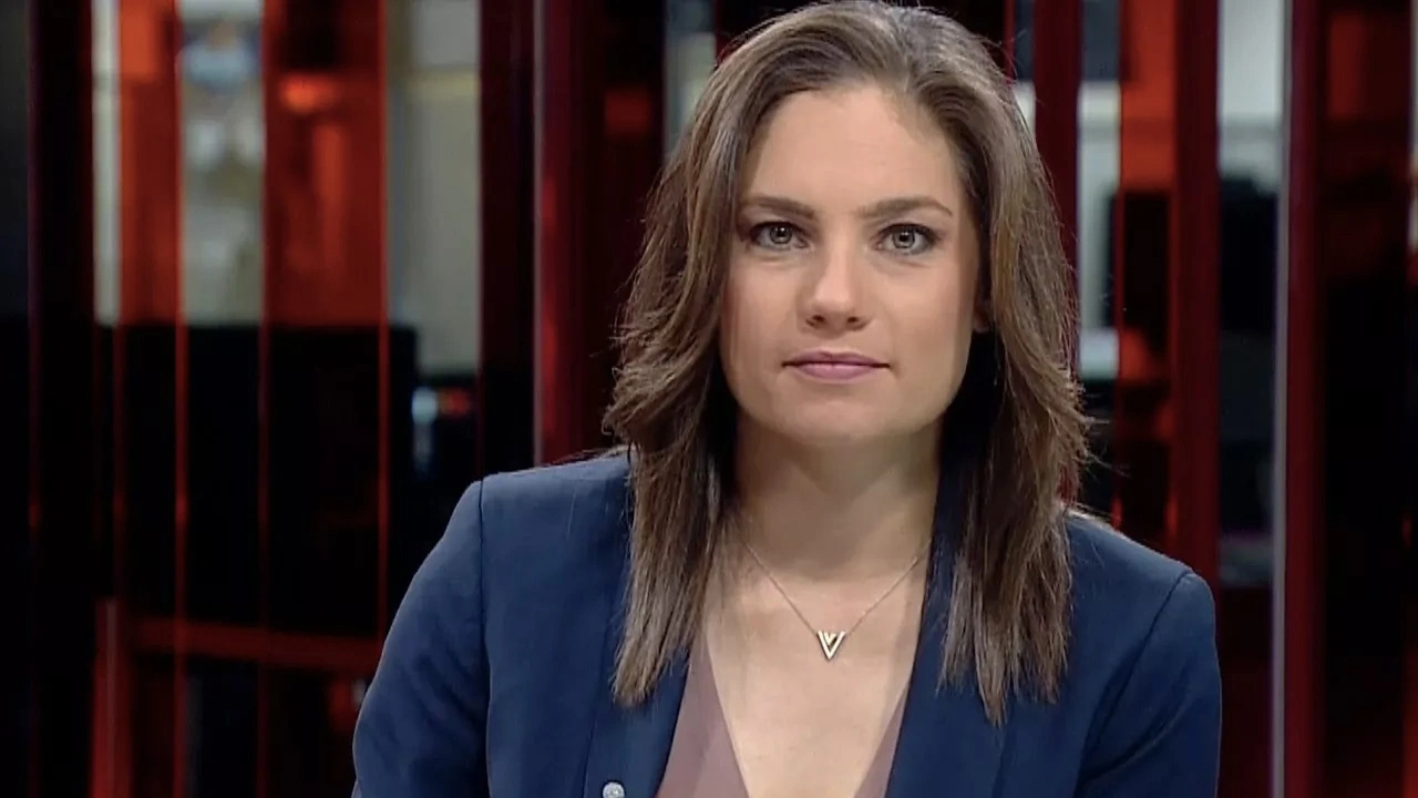 Nevşin Mengü'den muhalefete zehir zemberek sözler! 'Bu ülkenin seçmeni eşek mi?'