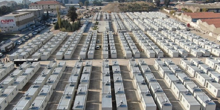 Deprem bölgesinde şok eden gerçek! Konteyner kent boş; vatandaş çadırda…