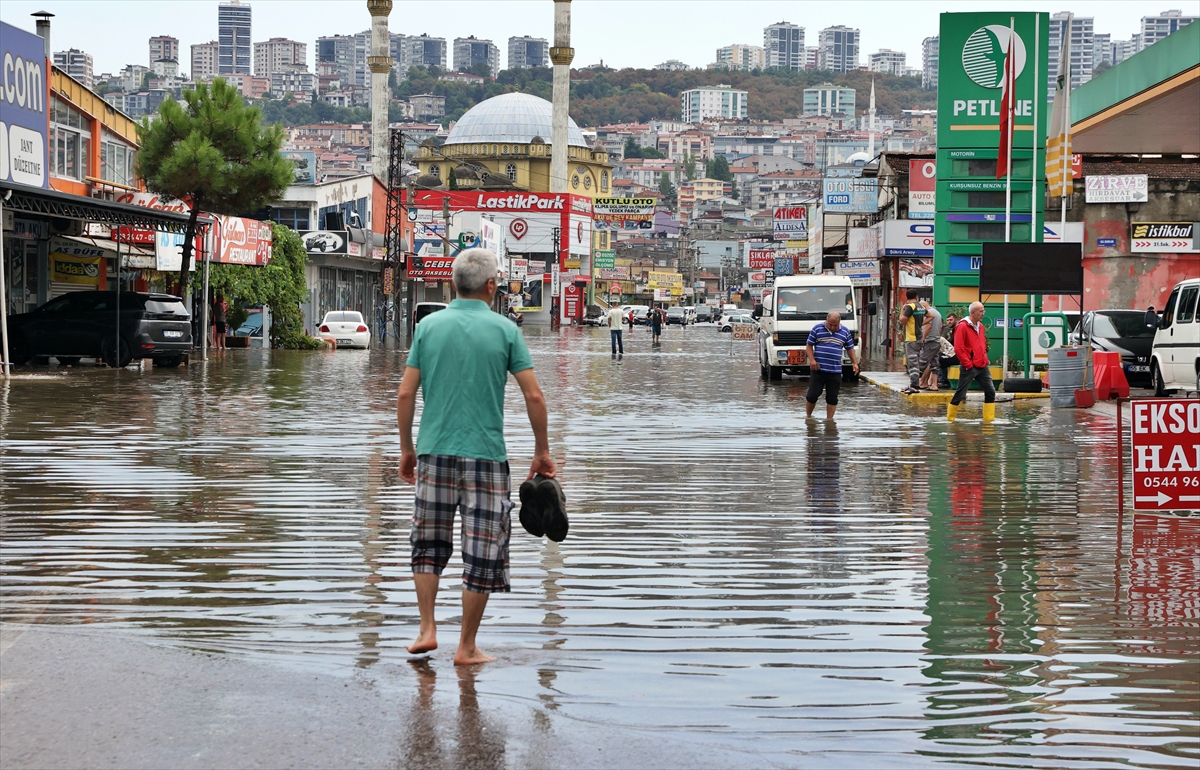 Samsun'da 13 ilçede eğitime ara verildi