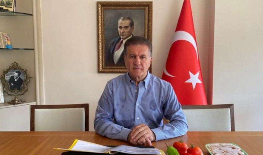Mustafa Sarıgül barış konuşması yaptı: Dikkat çeken gömleği oldu