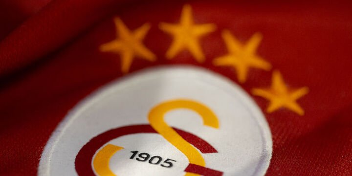 Galatasaray'da ayrılık çanları çalıyor!