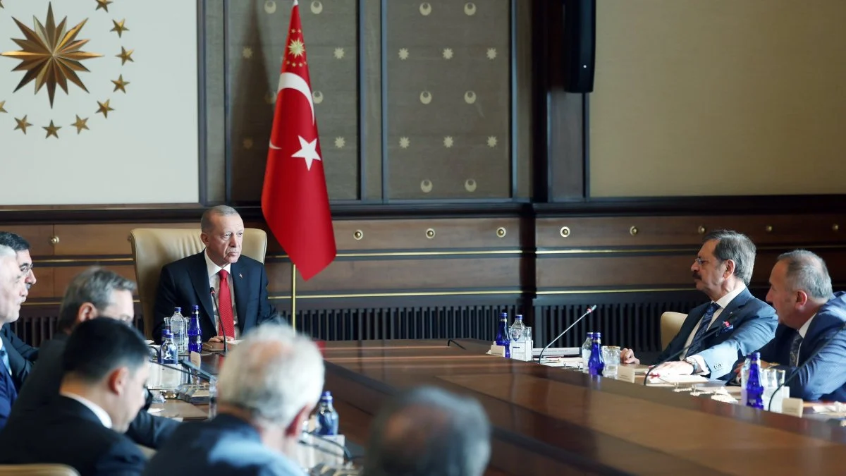 Cumhurbaşkanı Erdoğan TOBB heyetini kabul etti: Fahiş fiyat balonunun söndüğünü..
