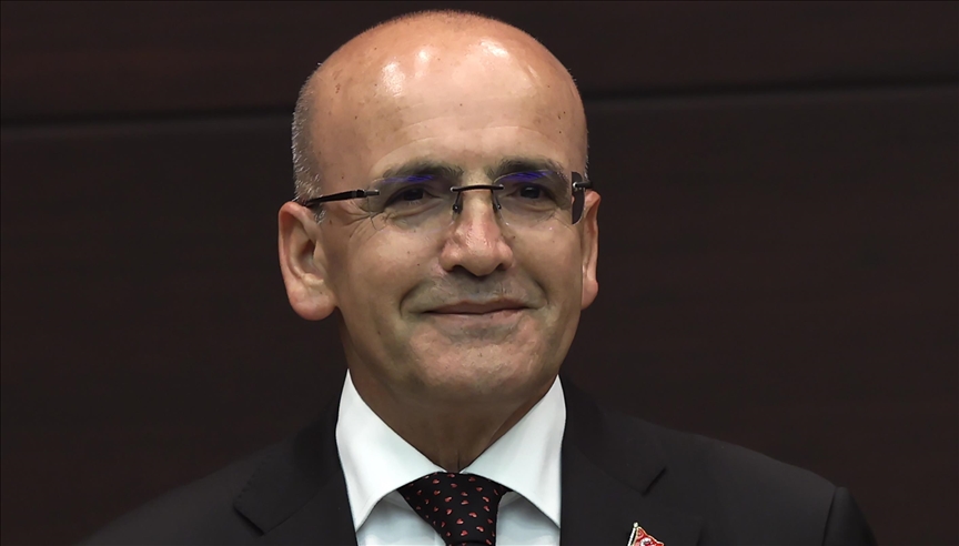 Mehmet Şimşek cari açığa ilişkin müjdeyi paylaştı