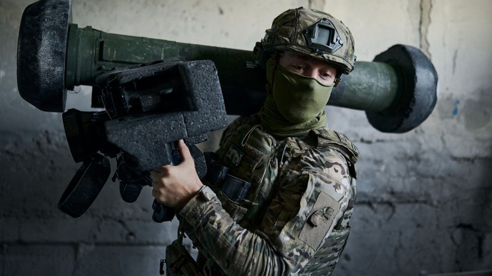 Rus füze saldırısı kuzey Ukrayna'da 7 kişiyi öldürdü