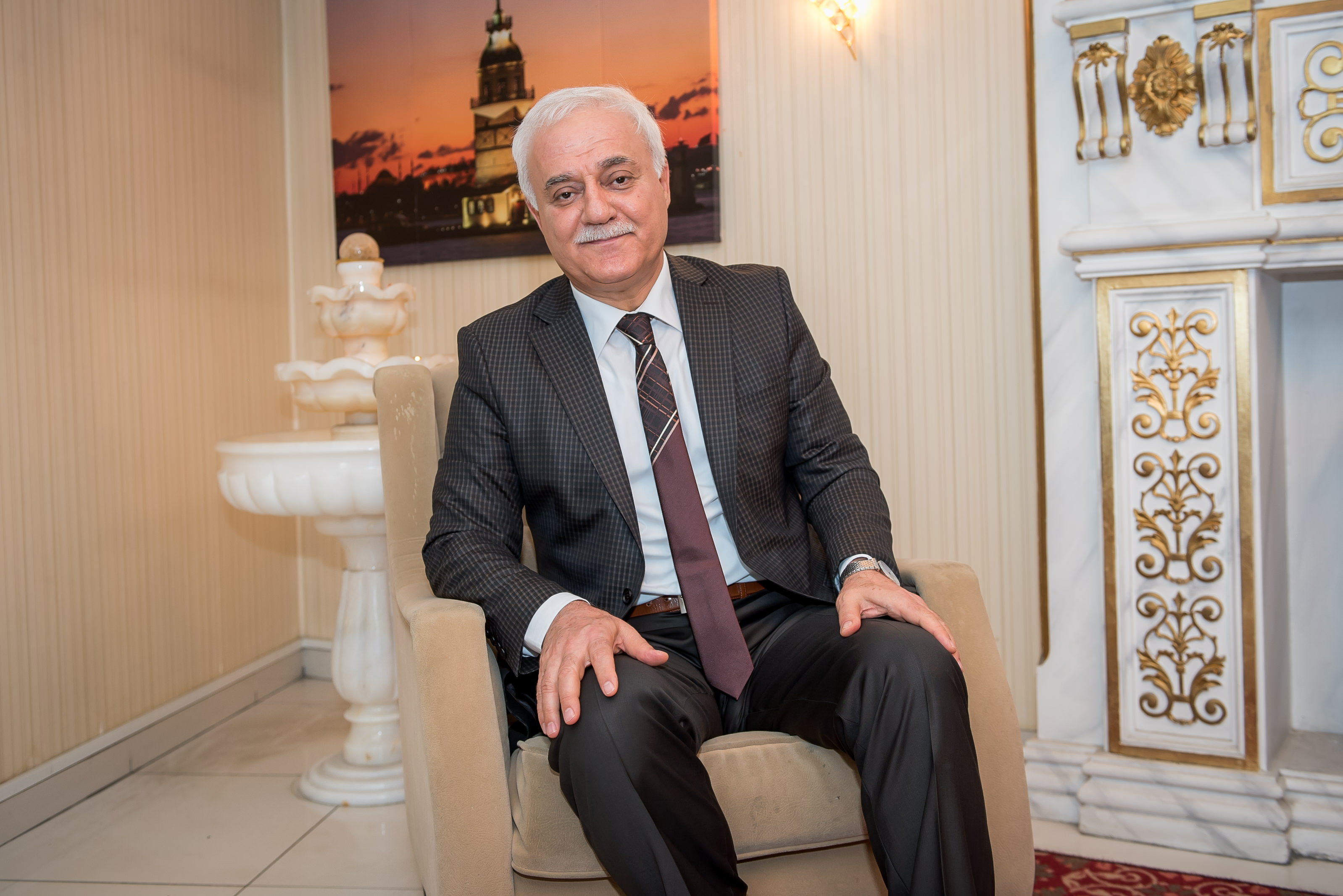 Hastaneye kaldırılan Nihat Hatipoğlu'ndan ilk haber geldi!