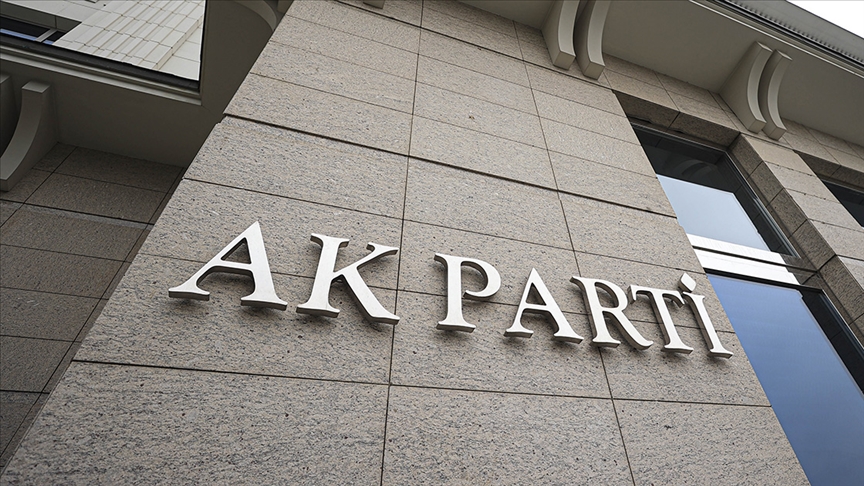 AK Parti'de 6 il başkanlığına atama yapıldı