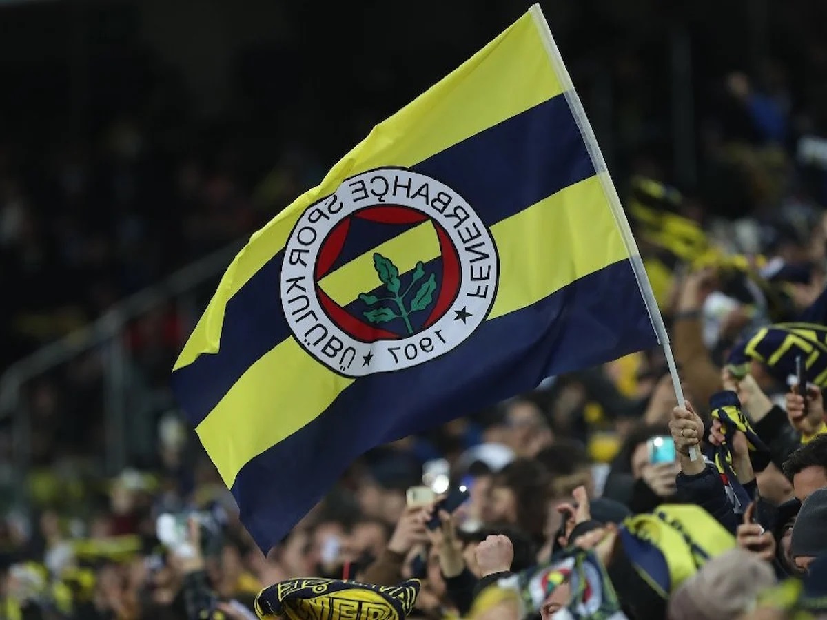 Fenerbahçe'nin UEFA kadrosu belli oldu!