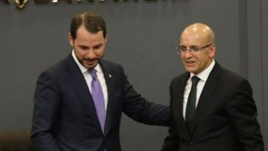 Mehmet Şimşek ve Berat Albayrak karşı karşıya!