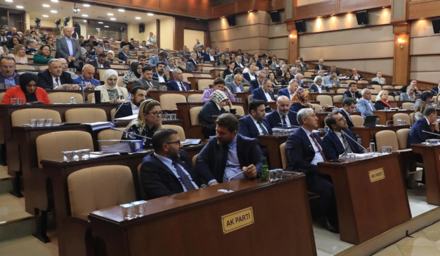 İBB'ye ait 4 mülk yeniden AK Partiye geçti