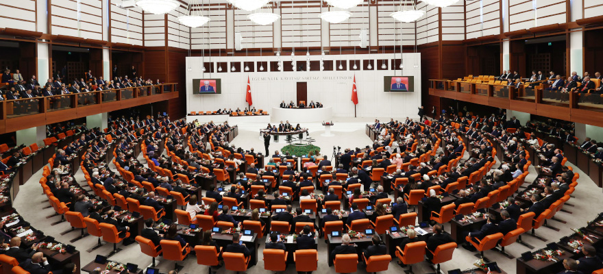 Memur ve emekli maaşlarına dev zam! Meclis'ten geçecek mi? İşte detaylar…
