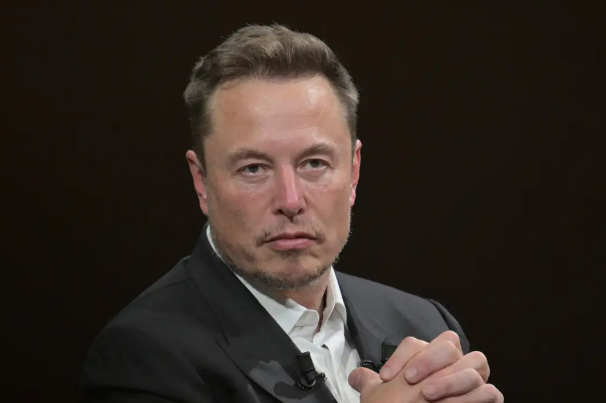Elon Musk açıkladı: Twitter'da para kazanma dönemi başlıyor!