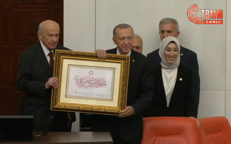 Cumhurbaşkanı yemini nedir, nasıl edilir?
