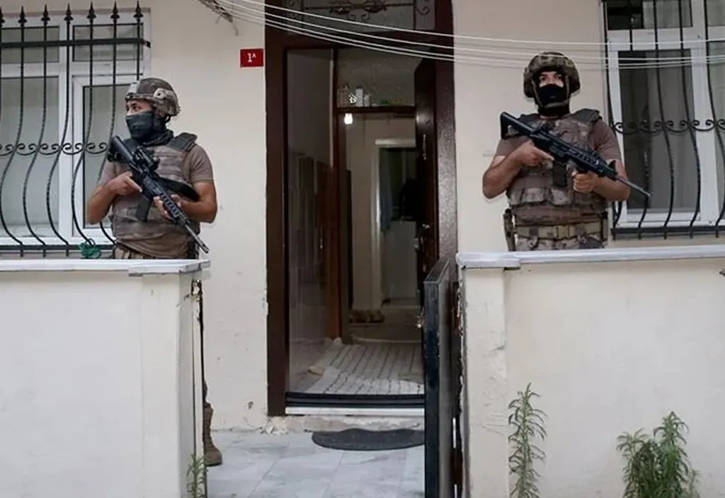 Muğla'da eş zamanlı operasyon: 175 kişi yakalandı