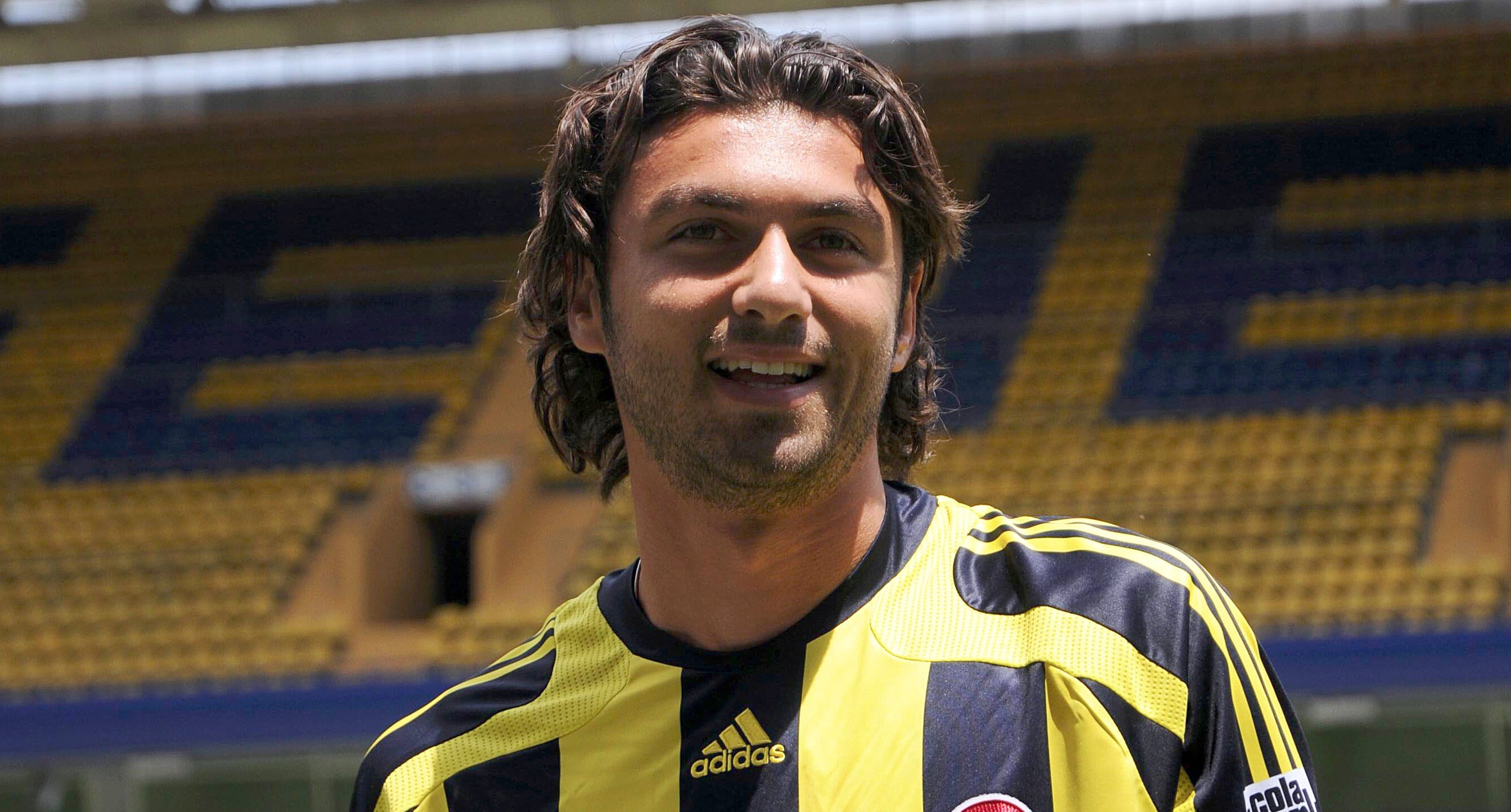 Burak Yılmaz'dan şok Fenerbahçe itirafı! 'Yumruk yumruğa…'