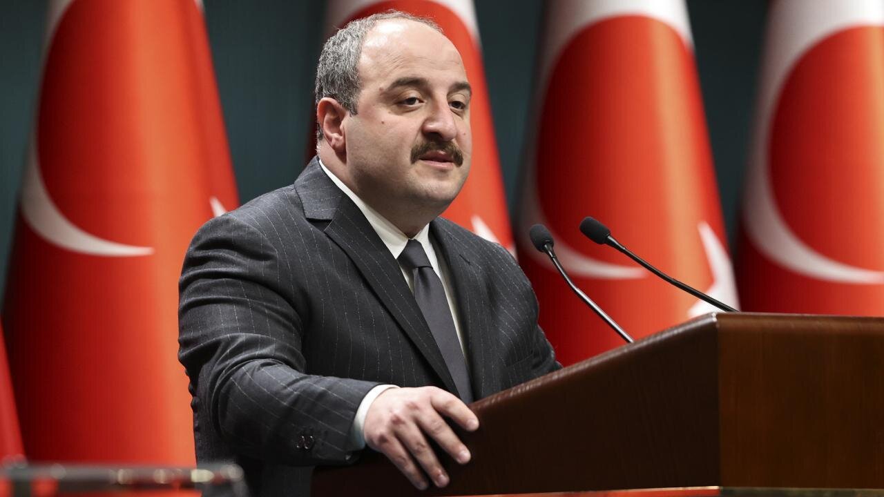 Mustafa Varank'tan Kerem Kınık sözleri: Görevde kalması beni rahatsız ediyor!