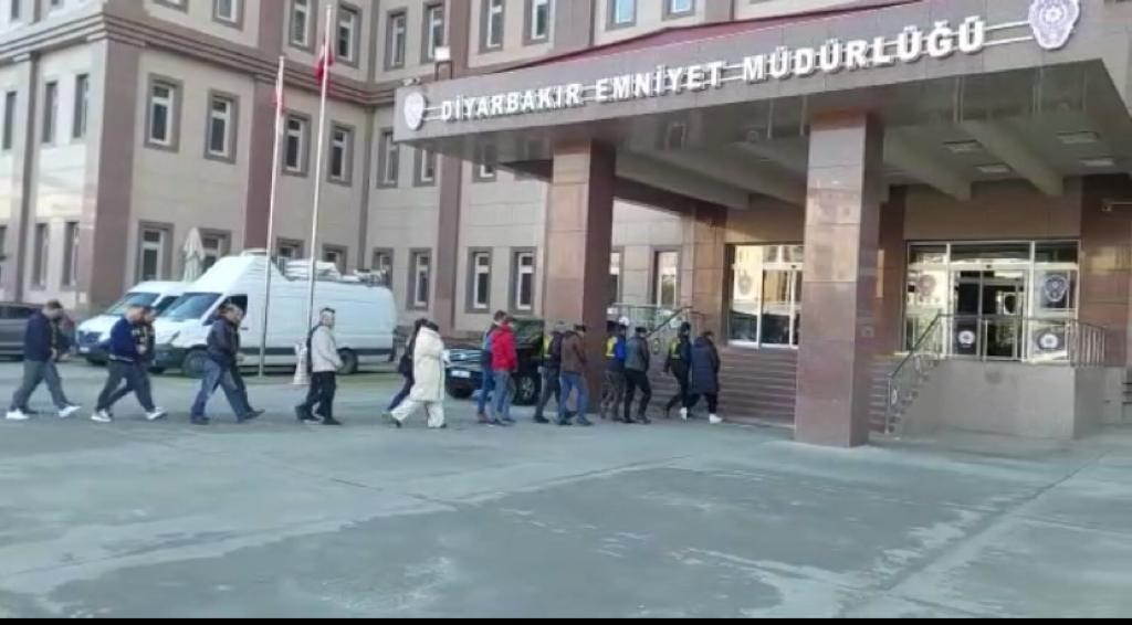 TOGG'a kredi ilanı verip 158 milyon liralık vurgun yapanlar yakalandı