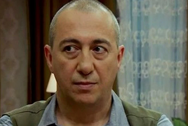 Oyuncu Şehsuvar Aktaş'ın acı günü! Yangın felaketi sonları oldu