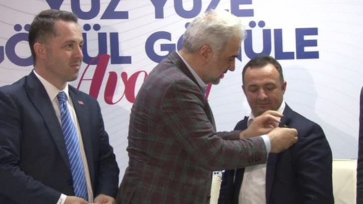 Gelecek Partisi'nde toplu istifa! Hep birlikte AK Parti'ye geçtiler