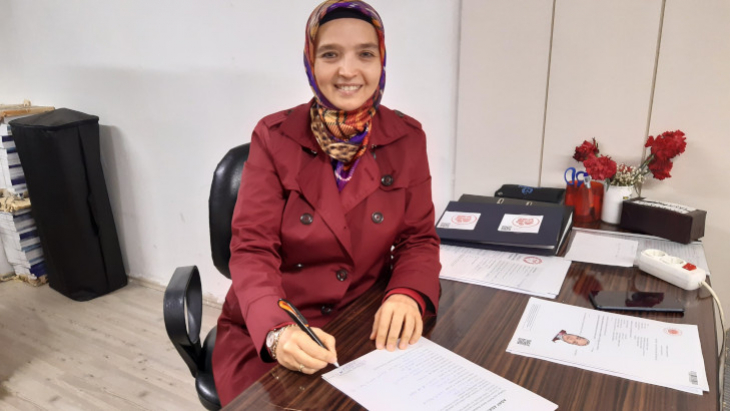 Türkiye İşçi Partisi'nde başörtülü aday: Sosyal medyadan tepki yağdı