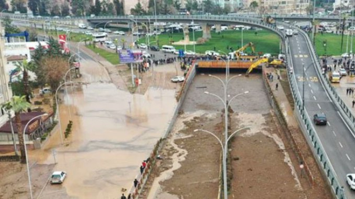 Şanlıurfa'da Abide Kavşağı’nı yapan şirkete ödül gibi ihale!