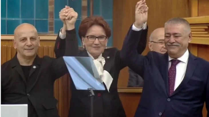 AK Parti'den istifa eden isim İYİ Parti'ye katıldı: Rozetini Meral Akşener taktı