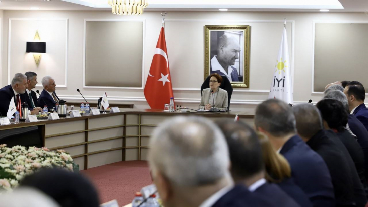 Meral Akşener'den kritik toplantı kararı! İYİ Parti GİK üyeleri ile bir araya geldi