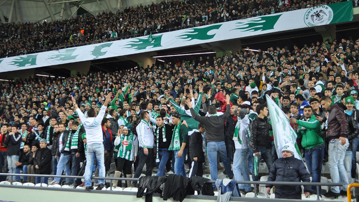 Konyaspor taraftarlarından 'İstifa' sloganları!
