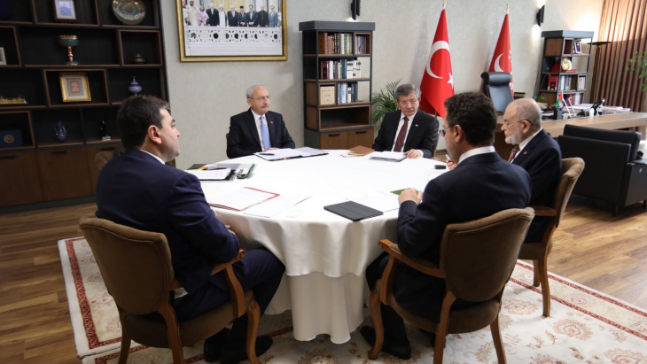 5 siyasi parti bugün toplanıyor! Ne karar çıkacak?