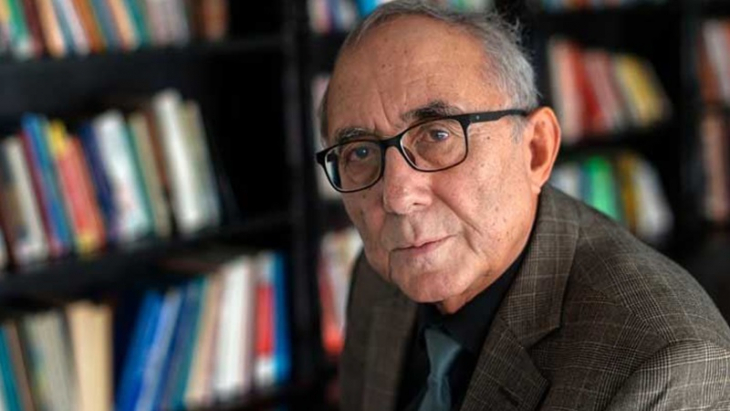 Ataol Behramoğlu’nun tehdit gibi paylaşımına tepki yağıyor!