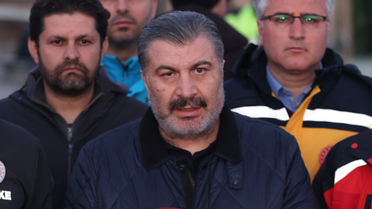 Bakanların sakallarını kesmemesi gündem olmuştu! Bakan Koca'dan açıklama