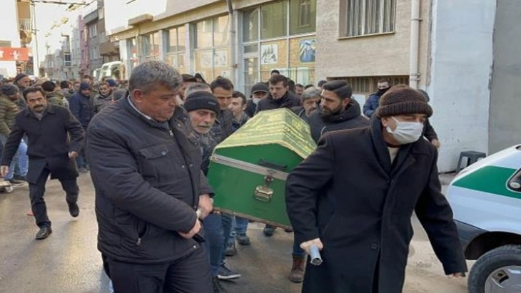 Hatay'da enkaz altından çıktı, Kütahya'da yangında hayatını kaybetti!